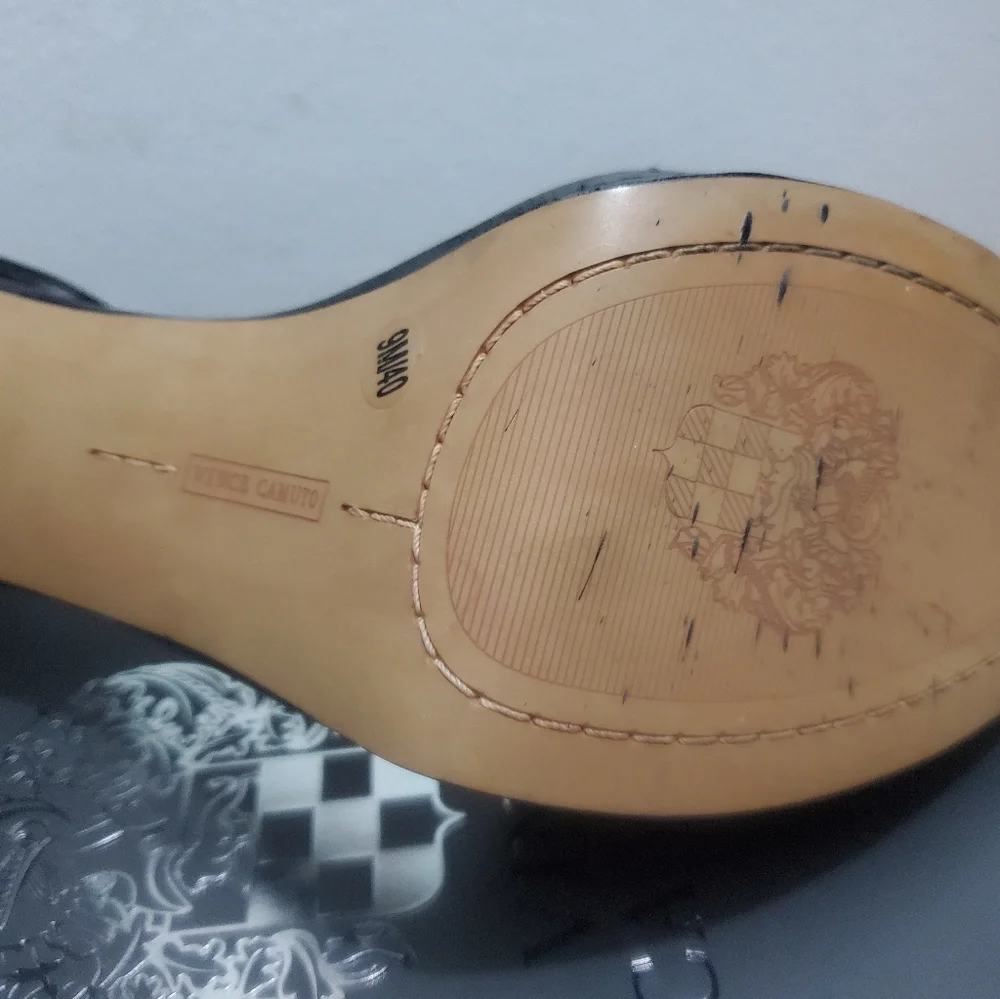 Used Vince Camuto Women's Mahgs Platform Sandals Women's Shoes - Picture 6 of 9